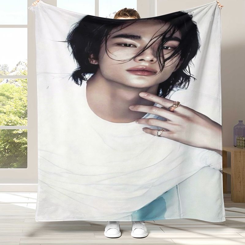 SK Korean F-Felixs Star Lee Yo - Modern Korean Lifestyle 评论和价格